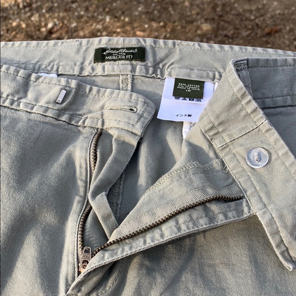 Eddie Bauer crop cotton capri pants Olive/Khaki - Picture 3 of 6